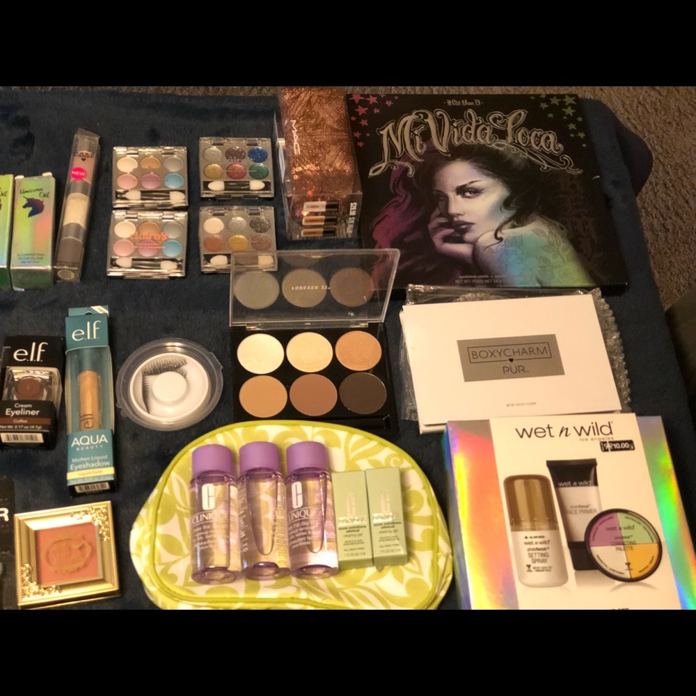 Makeup and brushes